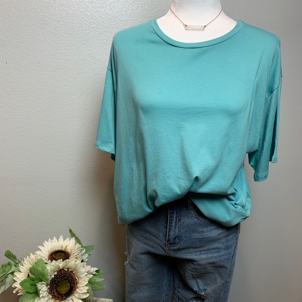 Turquoise oversized Short sleeve Tee Shirt a size Small medium large